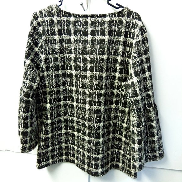 Calvin Klein Tops - Calvin Klein Snow Blizzard  Top - L